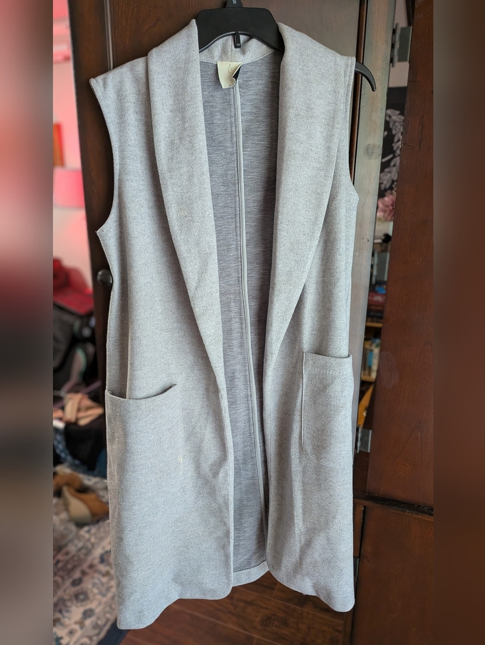 Sleeveless Long Open Cardigan Vest in Light Gray